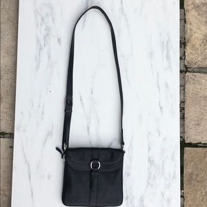 Brand new. Never used. Cole Hann cross body purse